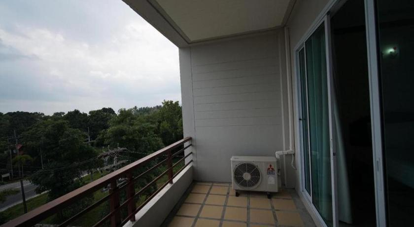 Sea Mountain Khanom Hotel Exterior photo