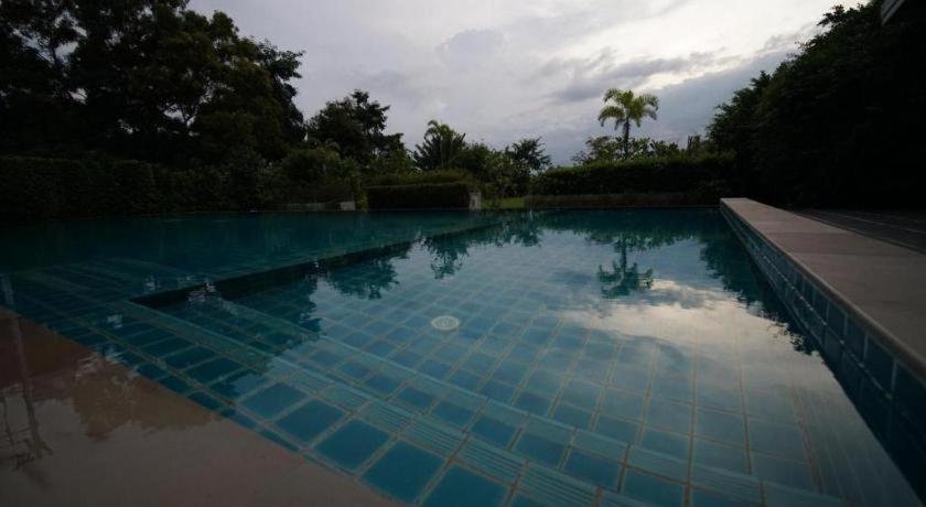 Sea Mountain Khanom Hotel Exterior photo