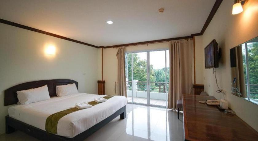 Sea Mountain Khanom Hotel Exterior photo